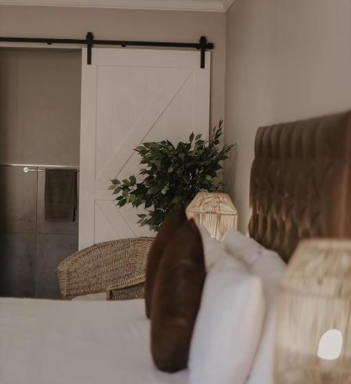 بنسيون Villa Rose Guesthouse & Venue