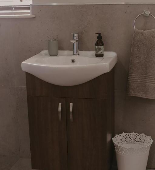 بنسيون Villa Rose Guesthouse & Venue