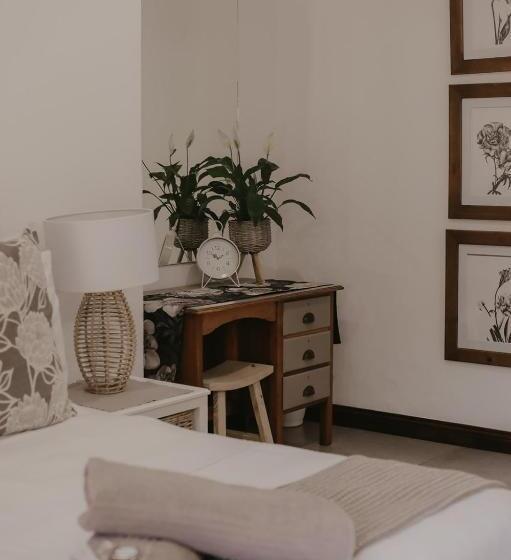 بنسيون Villa Rose Guesthouse & Venue