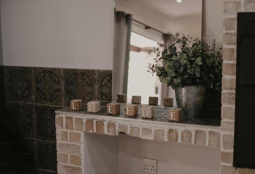 بنسيون Villa Rose Guesthouse & Venue