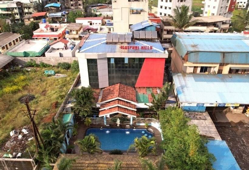 리조트 Igatpuri Hills Retreat