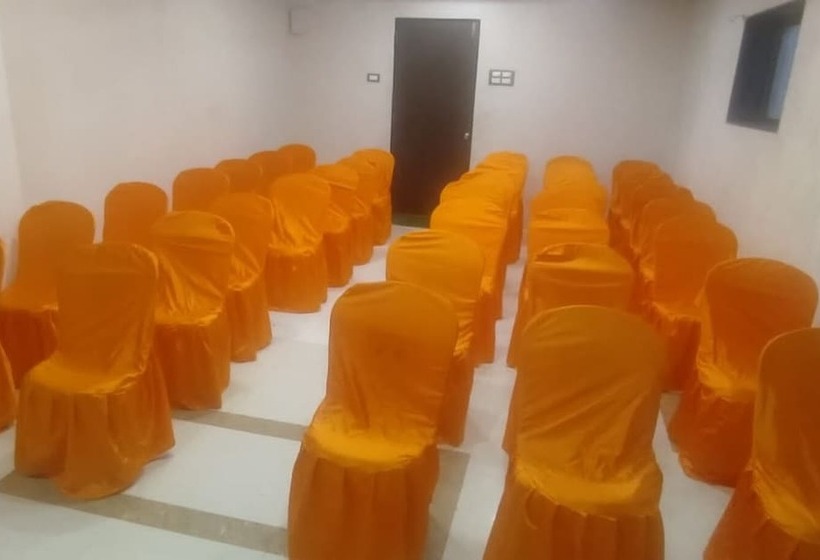 אתר נופש Igatpuri Hills Retreat