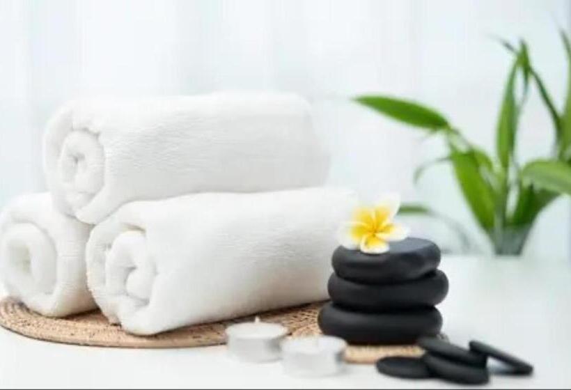 אתר נופש Sterling Gir