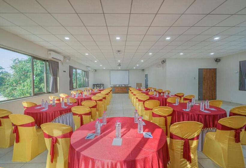 אתר נופש Sterling Gir