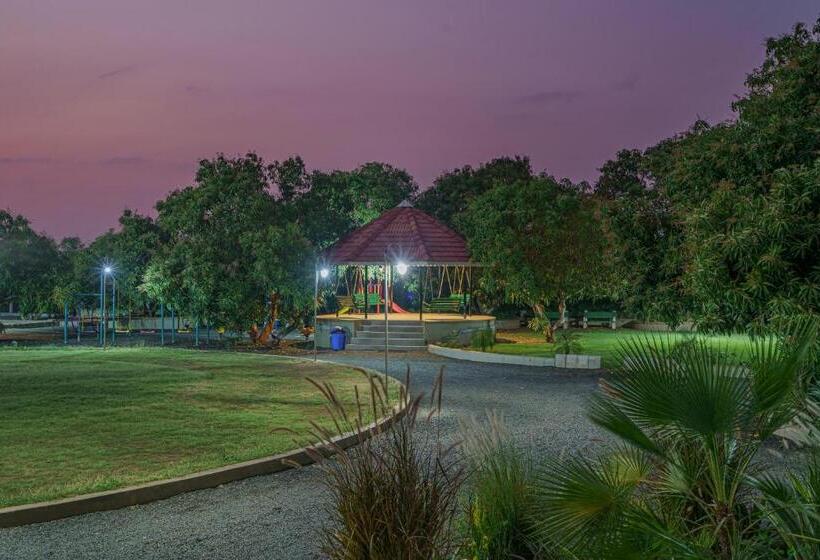 אתר נופש Sterling Gir