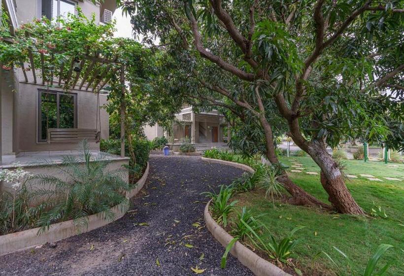 אתר נופש Sterling Gir