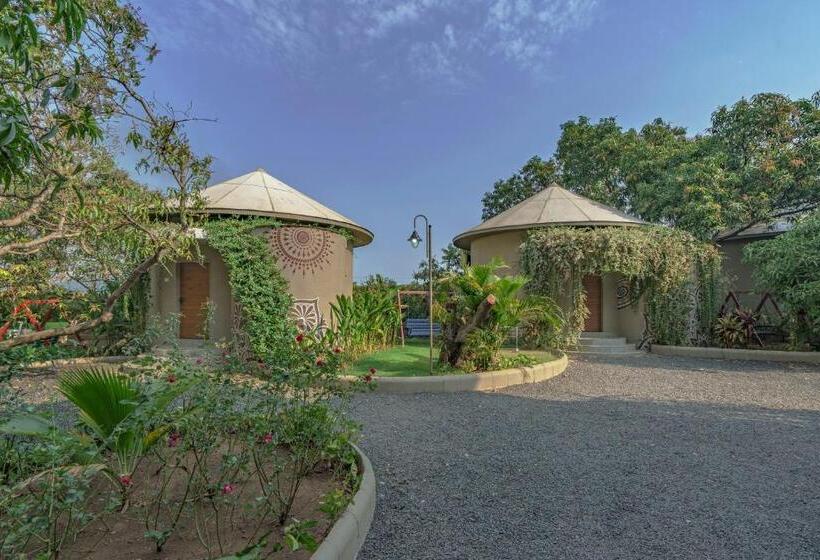 אתר נופש Sterling Gir