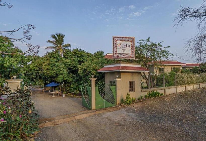 אתר נופש Sterling Gir