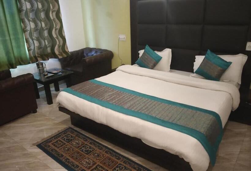 Royal Breeze Hotel & Restaurant Received Most Rated Traveller Award Property For Year 2023 2024 !!