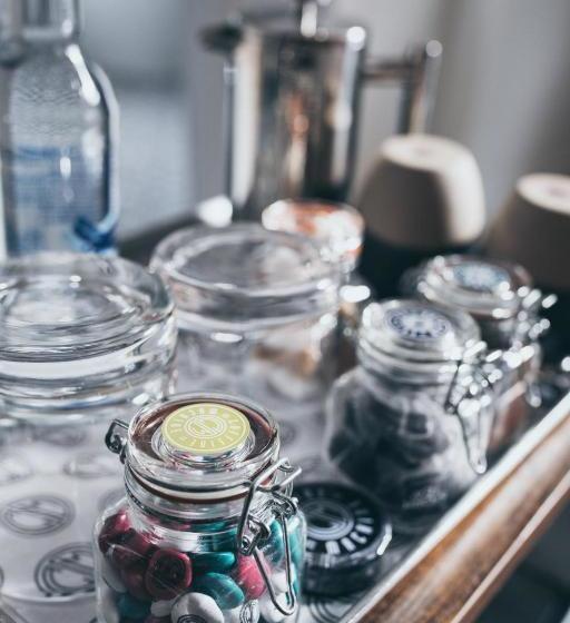 הוסטל Caffeine&machine