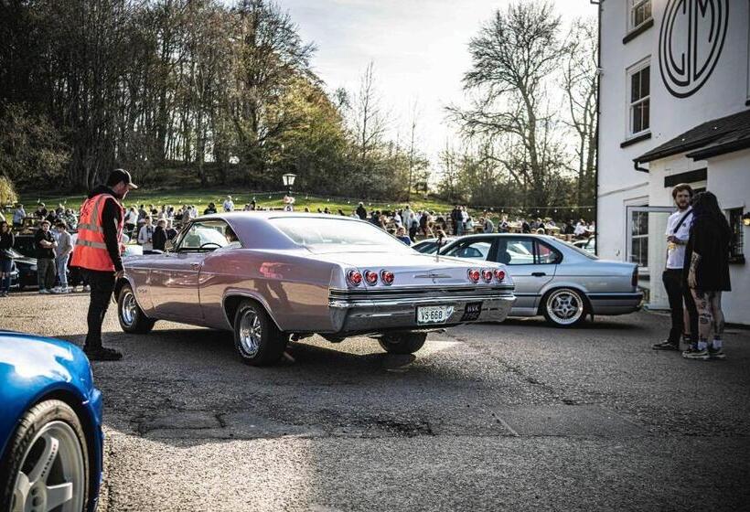 הוסטל Caffeine&machine