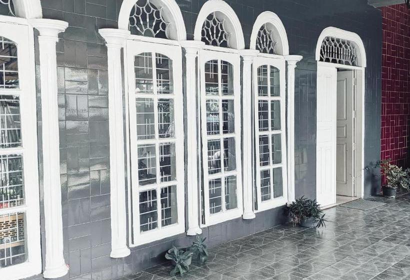 호스텔 Fafan Budget