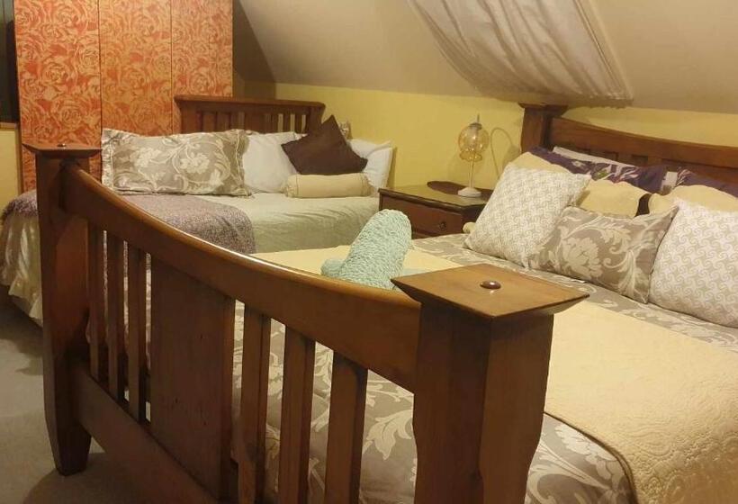 Century House B & B Flatlette