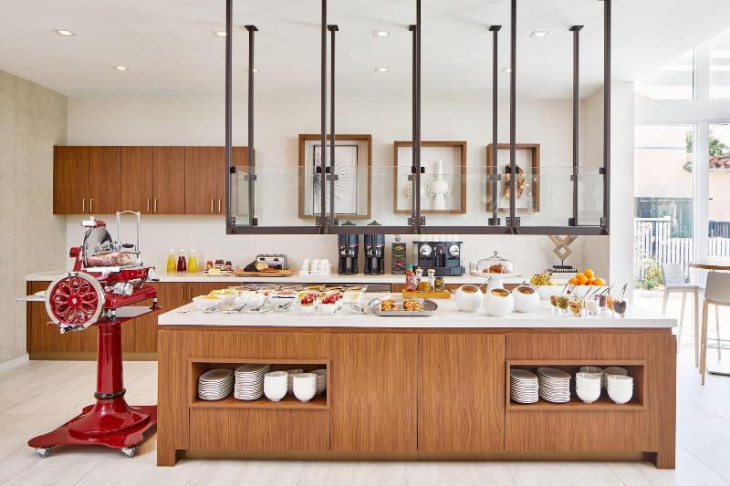 Ac Hotel By Marriott Fort Lauderdale Beach