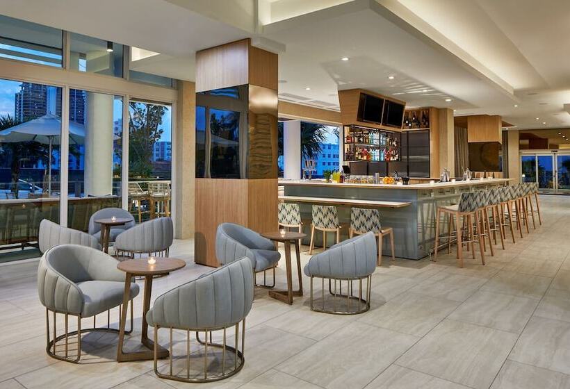 Ac Hotel By Marriott Fort Lauderdale Beach