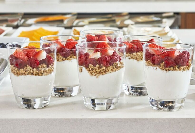 Ac Hotel By Marriott Fort Lauderdale Beach