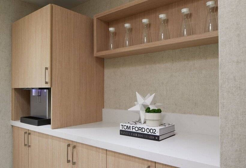 Ac Hotel By Marriott Fort Lauderdale Beach