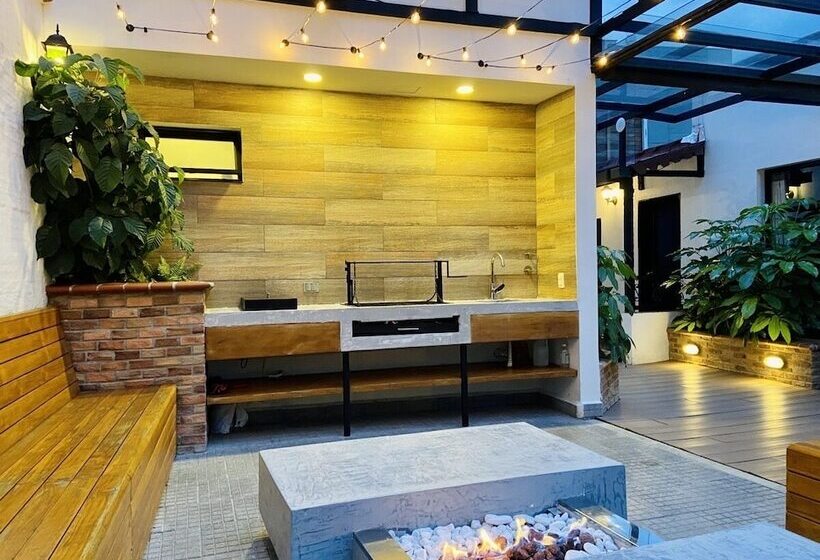 فندق Casa Santafe   Coliving