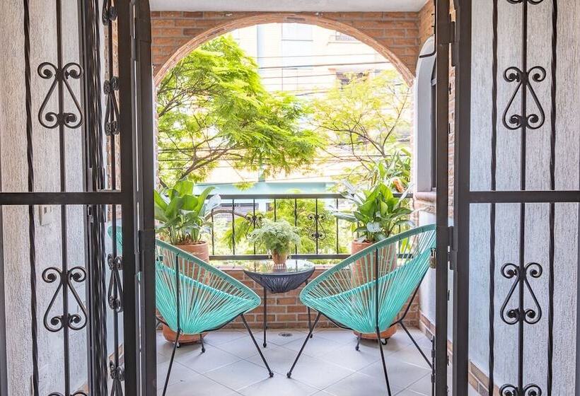 فندق Casa Santafe   Coliving