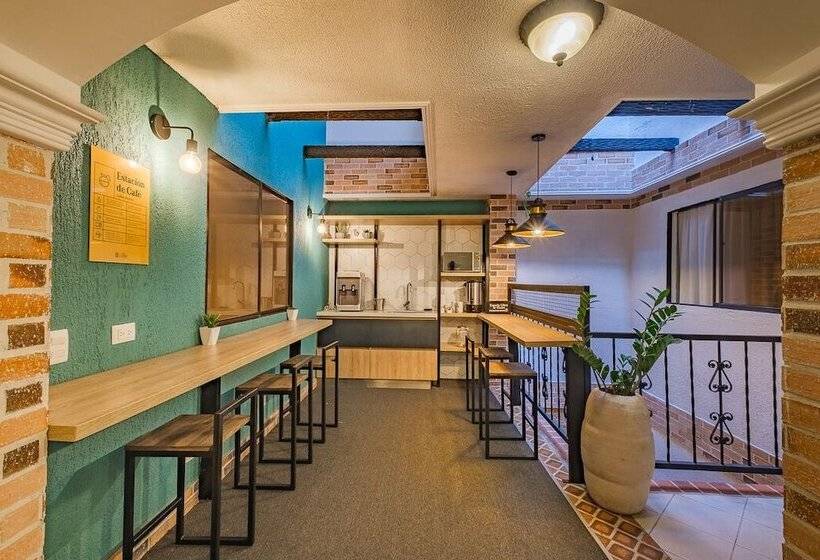 هتل Casa Santafe   Coliving