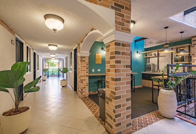 فندق Casa Santafe   Coliving