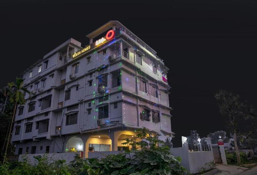 هتل Townhouse Volga Homes