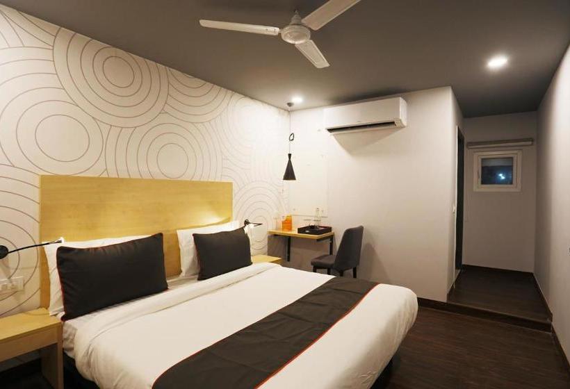 酒店 Collection O 76056 Slf Mall Sector30