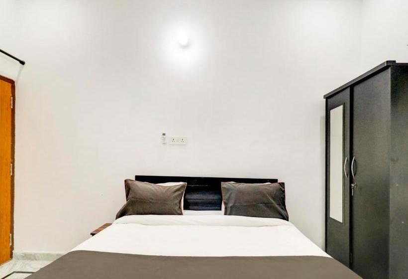 ホテル Collection O Bj Residency Near Botanic Garden Of Indian Republic