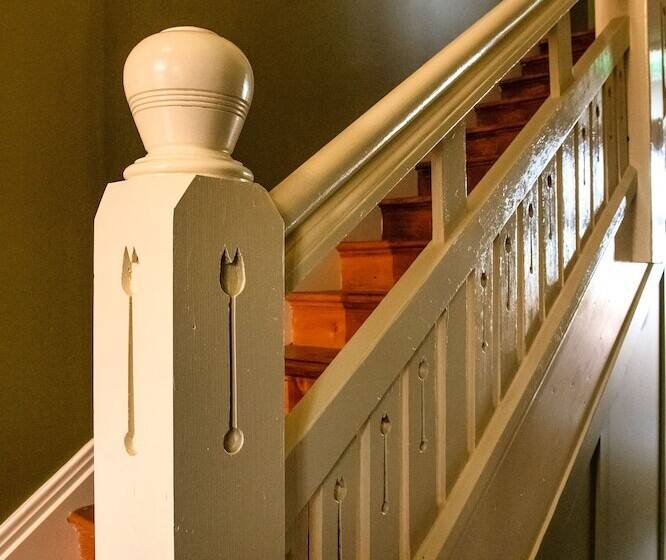 בית מלון כפרי Commercial Travellers House