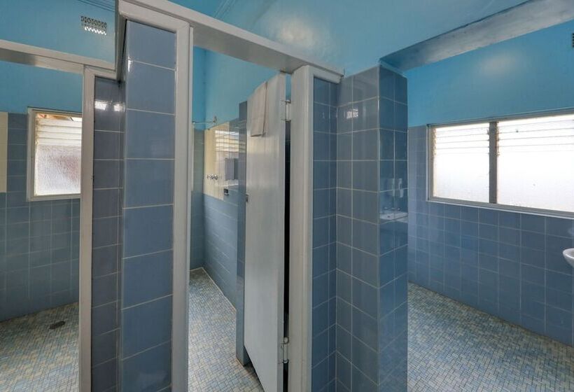 בית מלון כפרי Commercial Travellers House