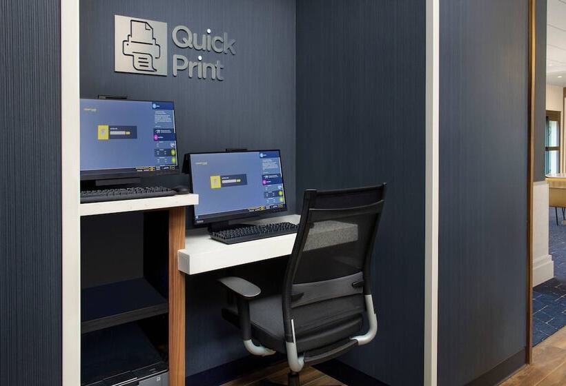 فندق Courtyard By Marriott Indianapolis Plainfield