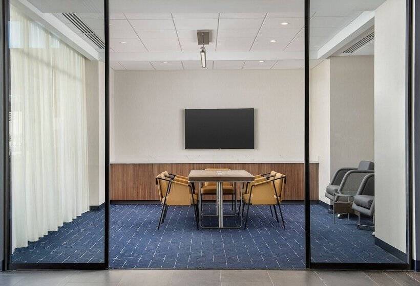 فندق Courtyard By Marriott Indianapolis Plainfield