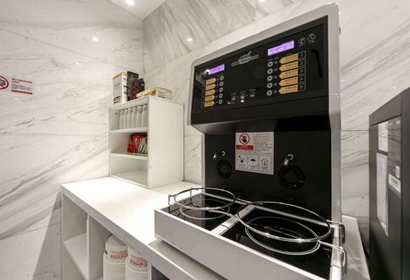 Daegu Dongseongro Hotel Labella