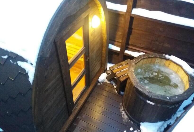 בית מלון כפרי Džbán