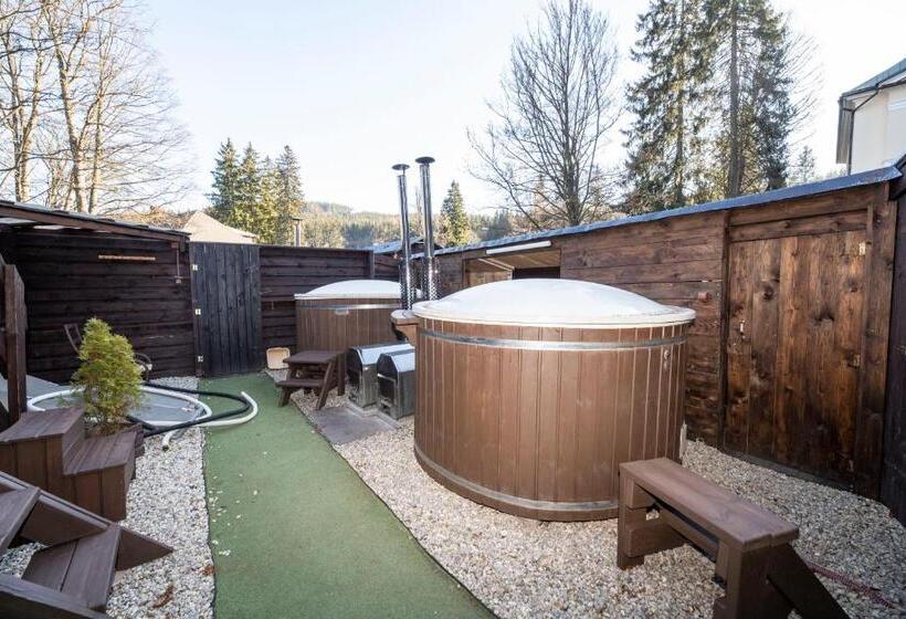 בית מלון כפרי Džbán