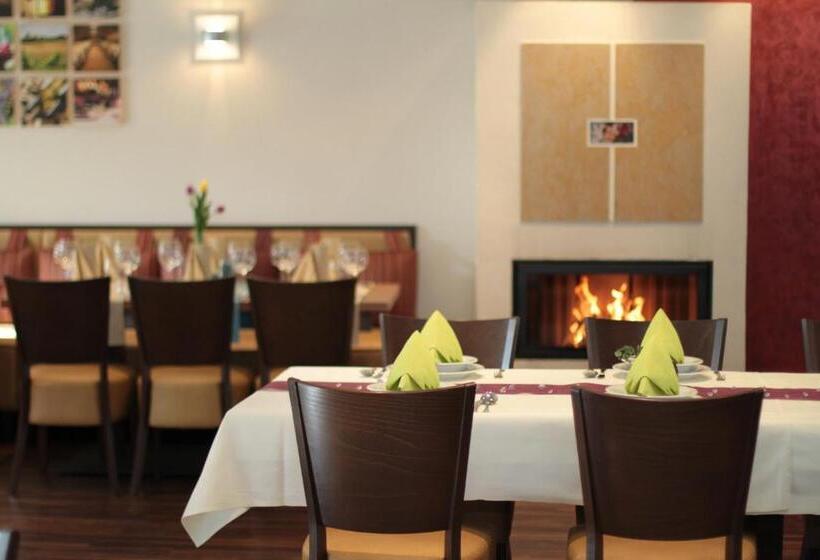 ホテル Drei Lilien