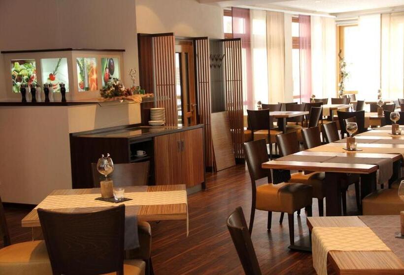 בית מלון כפרי Drei Lilien