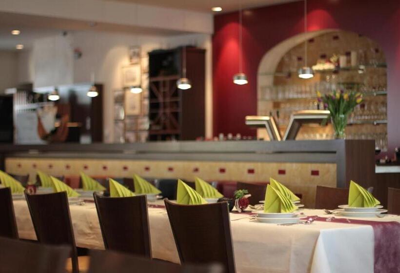 בית מלון כפרי Drei Lilien