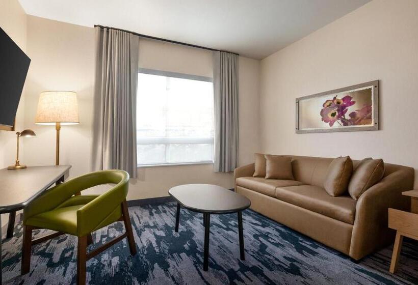 בית מלון כפרי Fairfield By Marriott Inn & Suites Bonita Springs