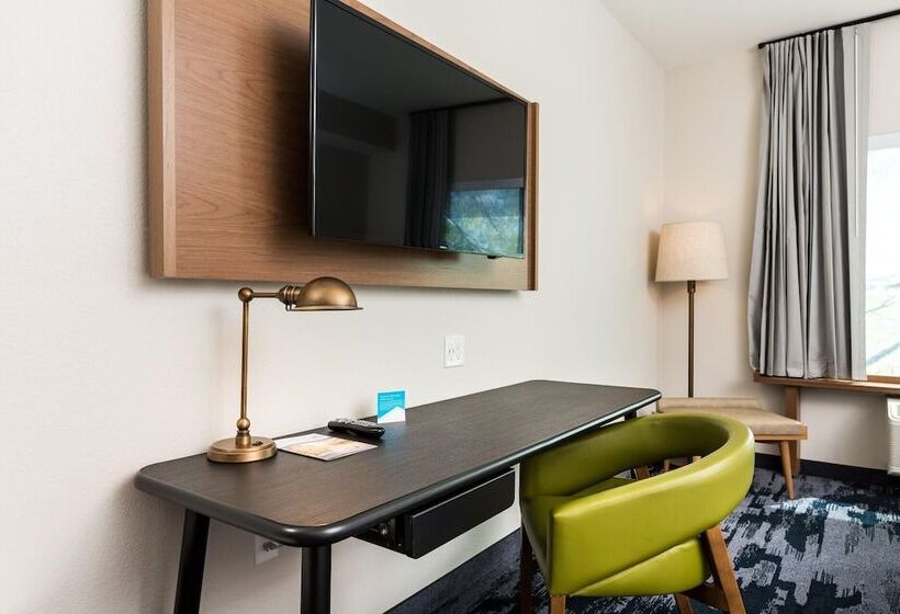 בית מלון כפרי Fairfield Inn & Suites By Marriott Salmon Arm