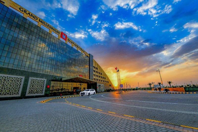 فندق Grand Millennium Tabuk