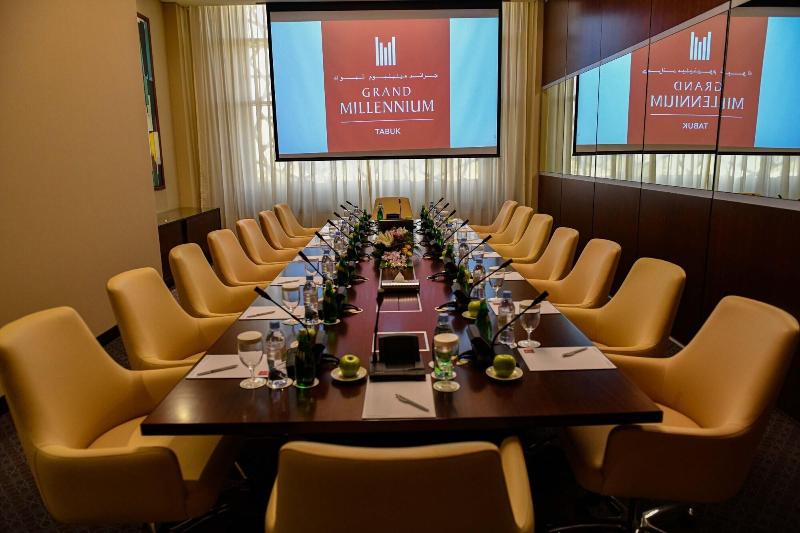 فندق Grand Millennium Tabuk