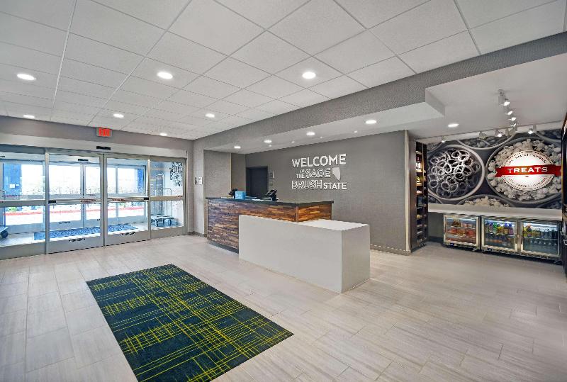 בית מלון כפרי Hampton Inn Las Vegas Strip South, Nv