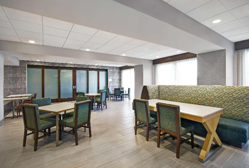 בית מלון כפרי Hampton Inn Las Vegas Strip South, Nv