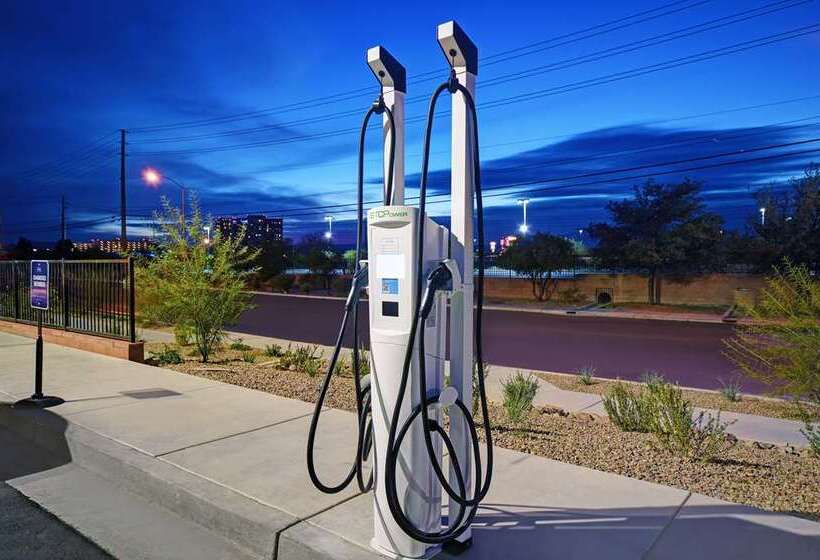 בית מלון כפרי Hampton Inn Las Vegas Strip South, Nv