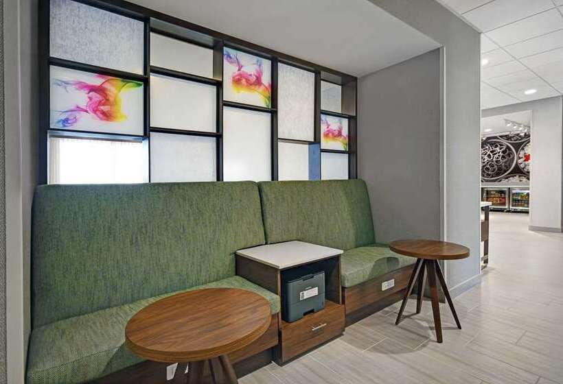 בית מלון כפרי Hampton Inn Las Vegas Strip South, Nv