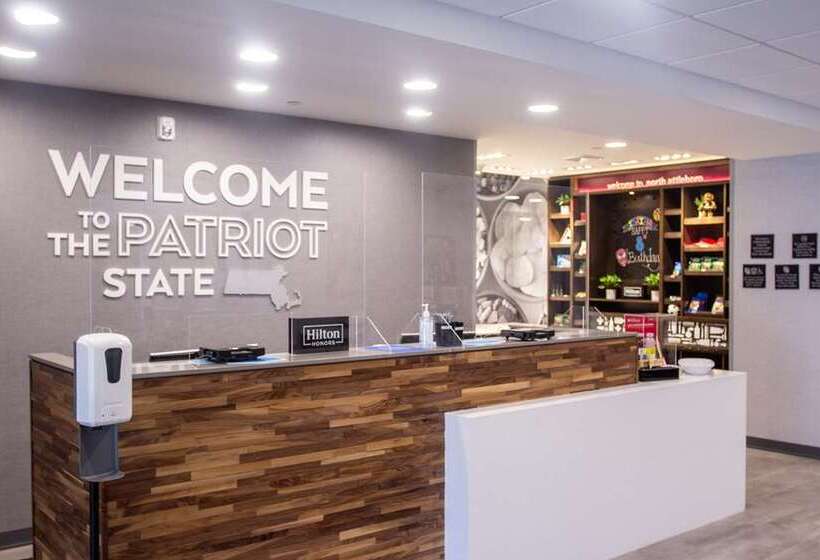 فندق Hampton Inn & Suites North Attleboro