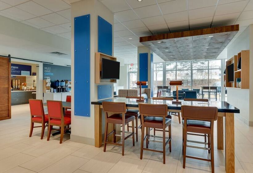 فندق Holiday Inn Express & Suites   Dawsonville, An Ihg