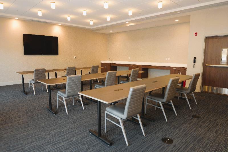 هتل Holiday Inn Express & Suites Onalaska La Crosse Area By Ihg