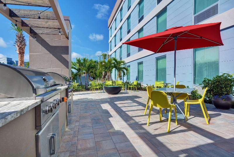 فندق Home2 Suites By Hilton Fort Myers Colonial Blvd